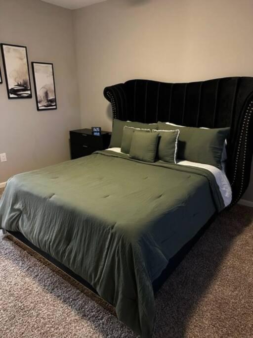 Extravagant 2 Br/2 Ba Apartment Savannah Luaran gambar
